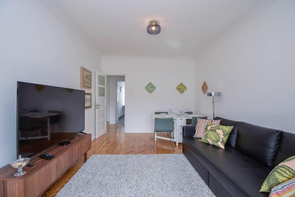 Cozy And Sunny Family Apartment Lisbon Exterior photo