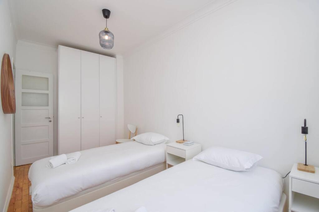 Cozy And Sunny Family Apartment Lisbon Exterior photo